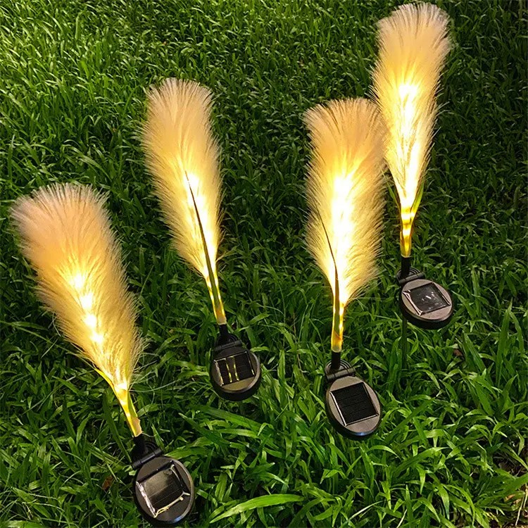 Lampi solare Pampas in gradina Lampi solare LED Pampas montate in gradina