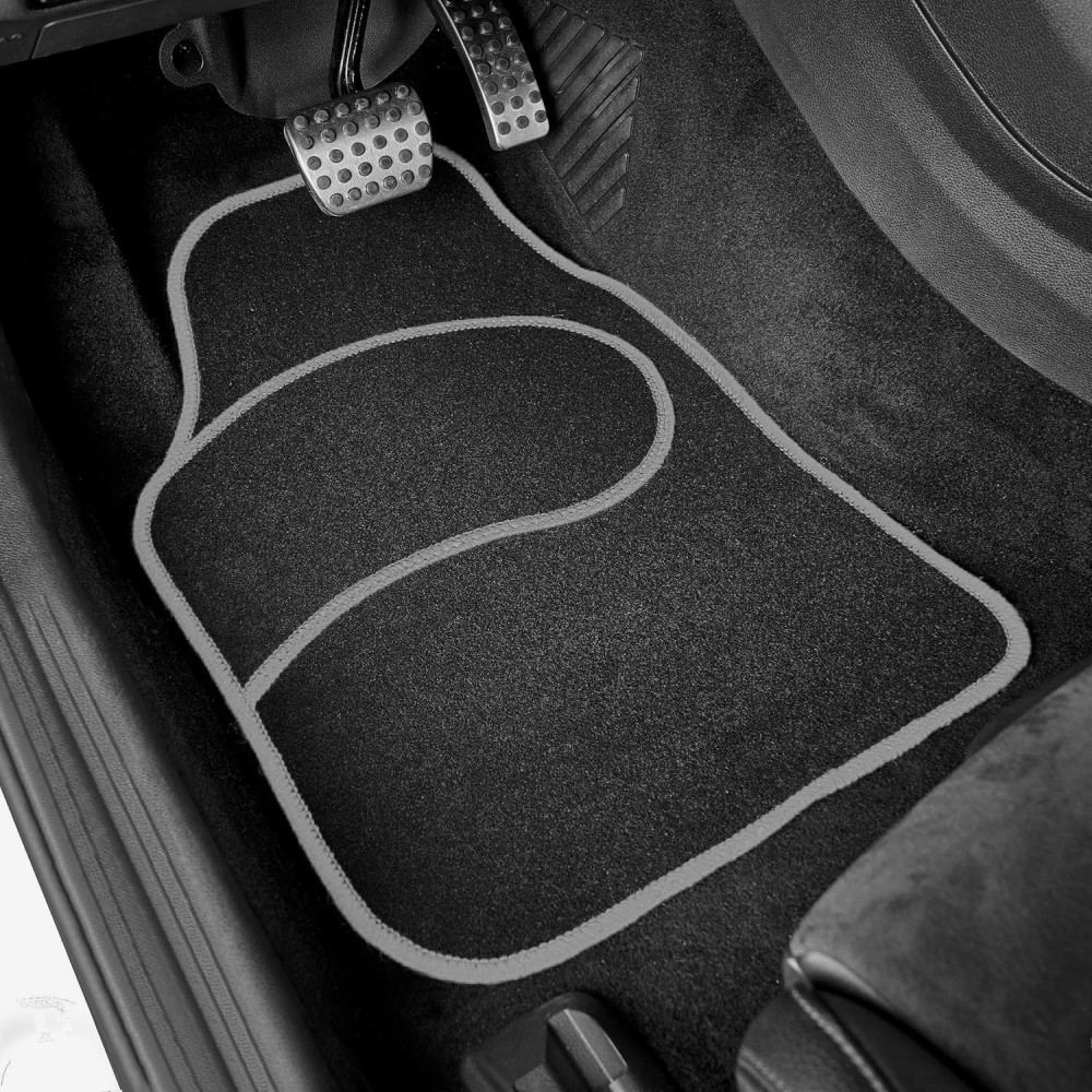 set-covorase-auto-textile-universale-carguard-64-x-44-cm-44-x-29-cm-negru-gri2.jpg Set covorase auto textile universale, negru si gri - imagine 3